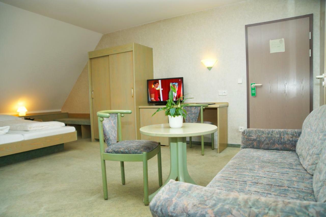 Hotel Krauthof Ludwigsburg Kültér fotó